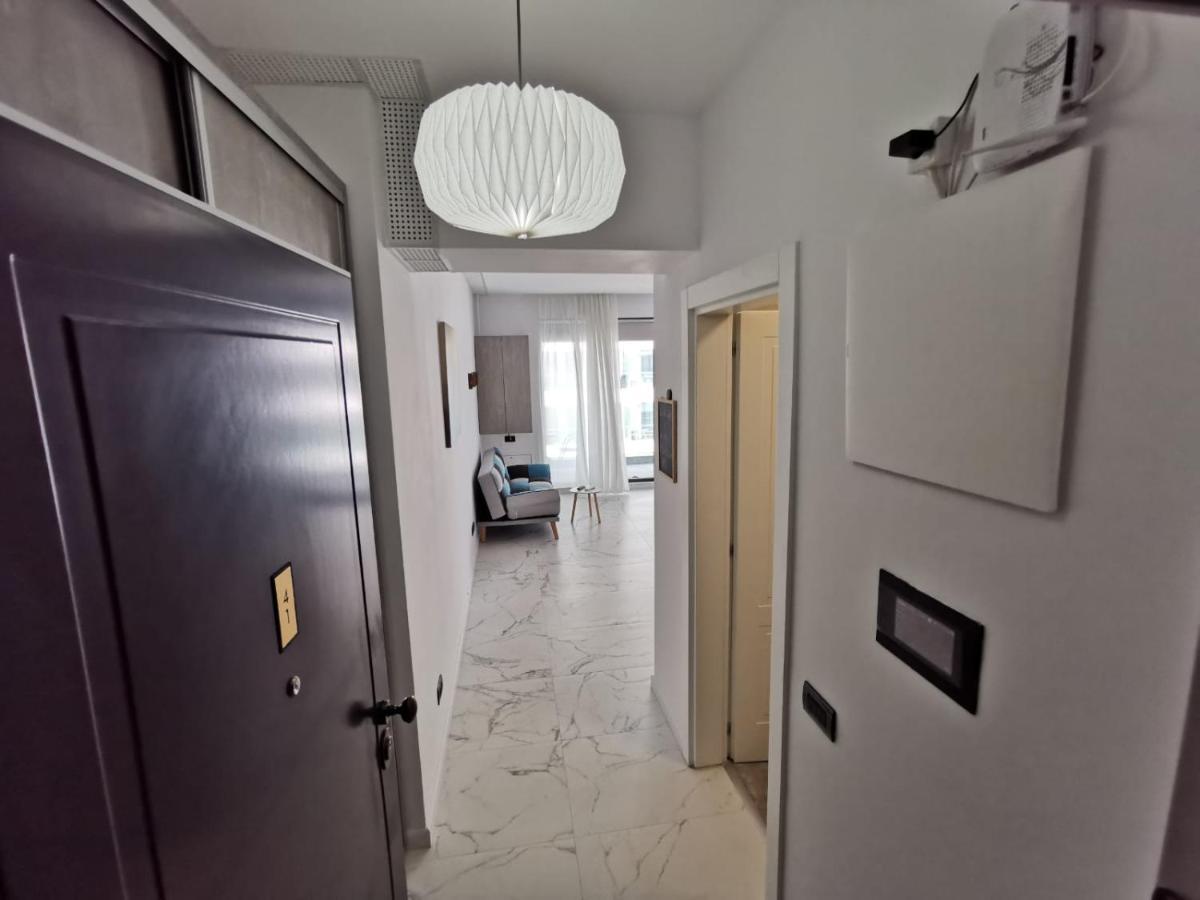 Studio Sea One Beach Apartment Mamaia Exterior photo
